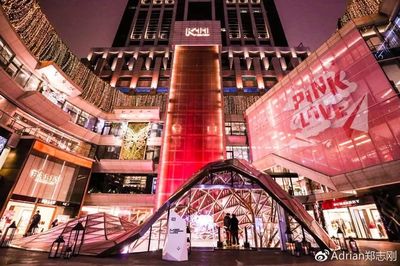 全国13个mall春节美陈引热潮，人气火爆堪比春运